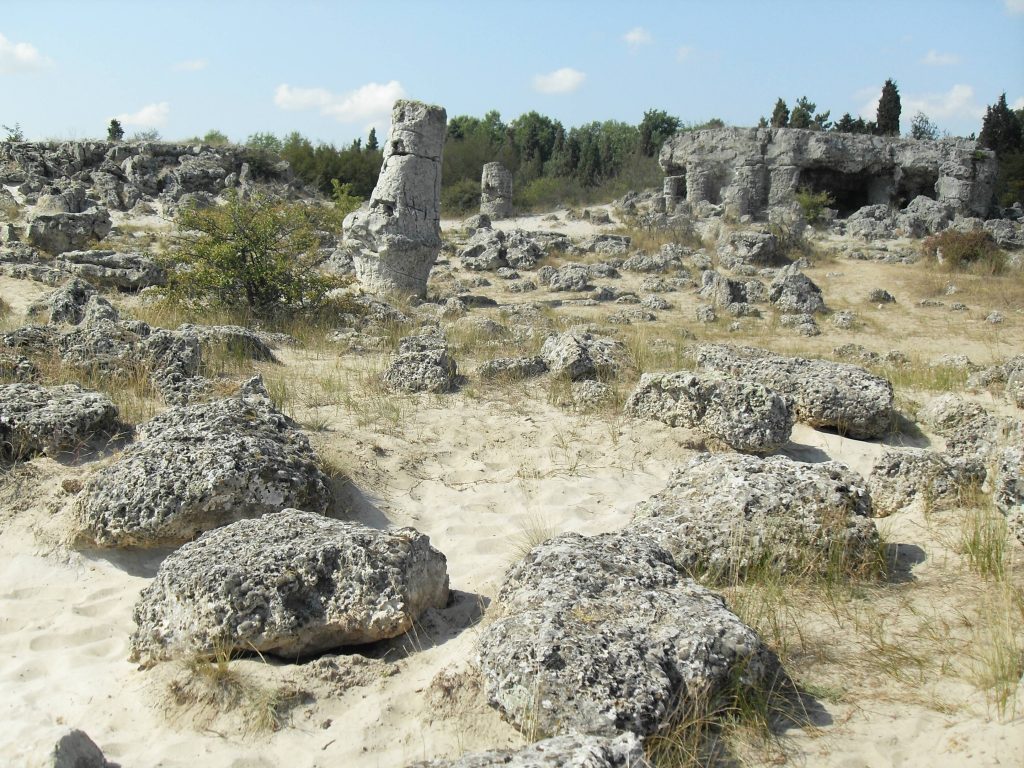 Побити-камъни-край-Варна